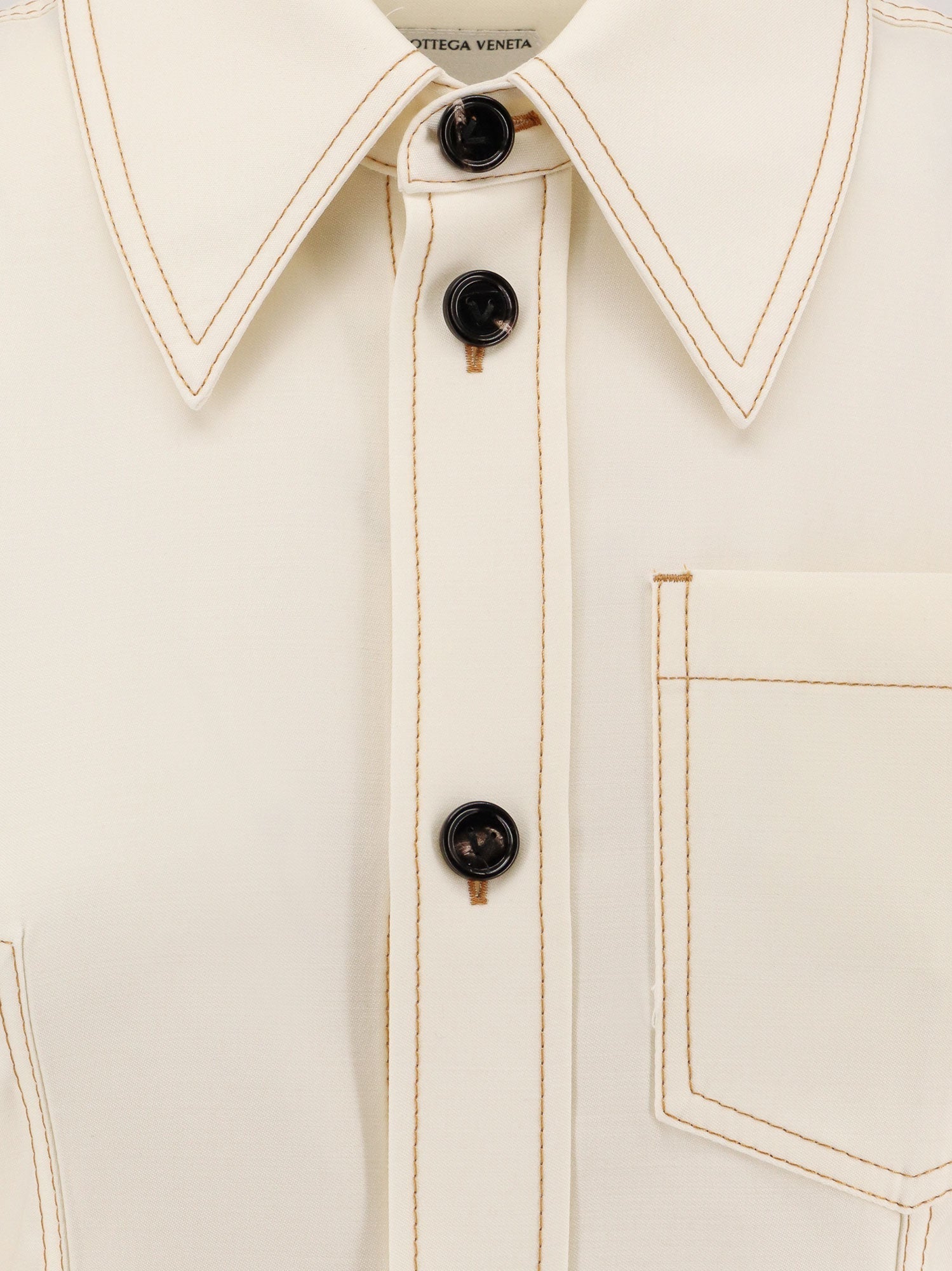 bottega-veneta-traverl-light-wool-shirt-with-maxi-pointed-collar