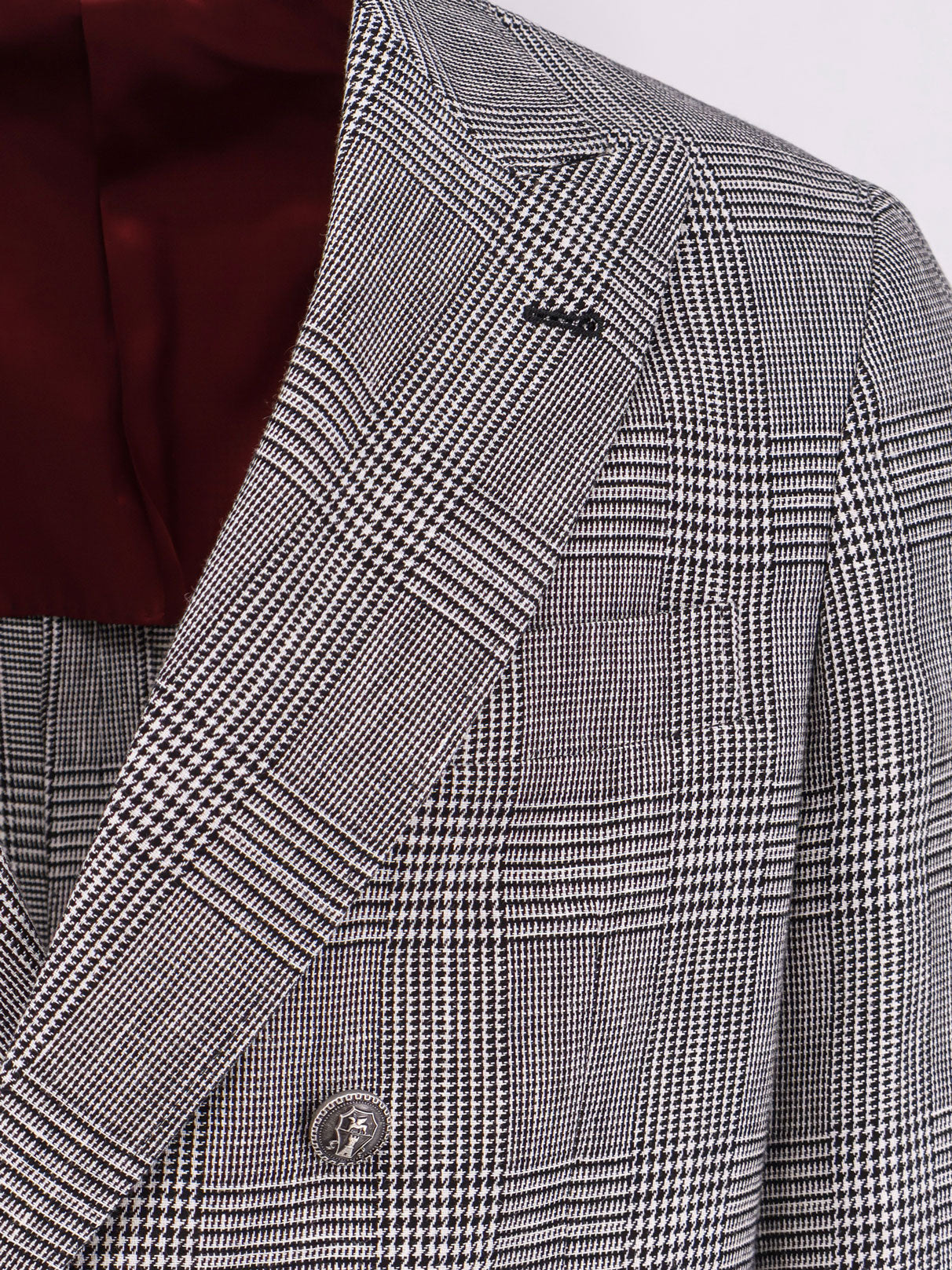 brunello-cucinelli-cotton-and-linen-prince-of-wales-one-and-a-half-breasted-blazer