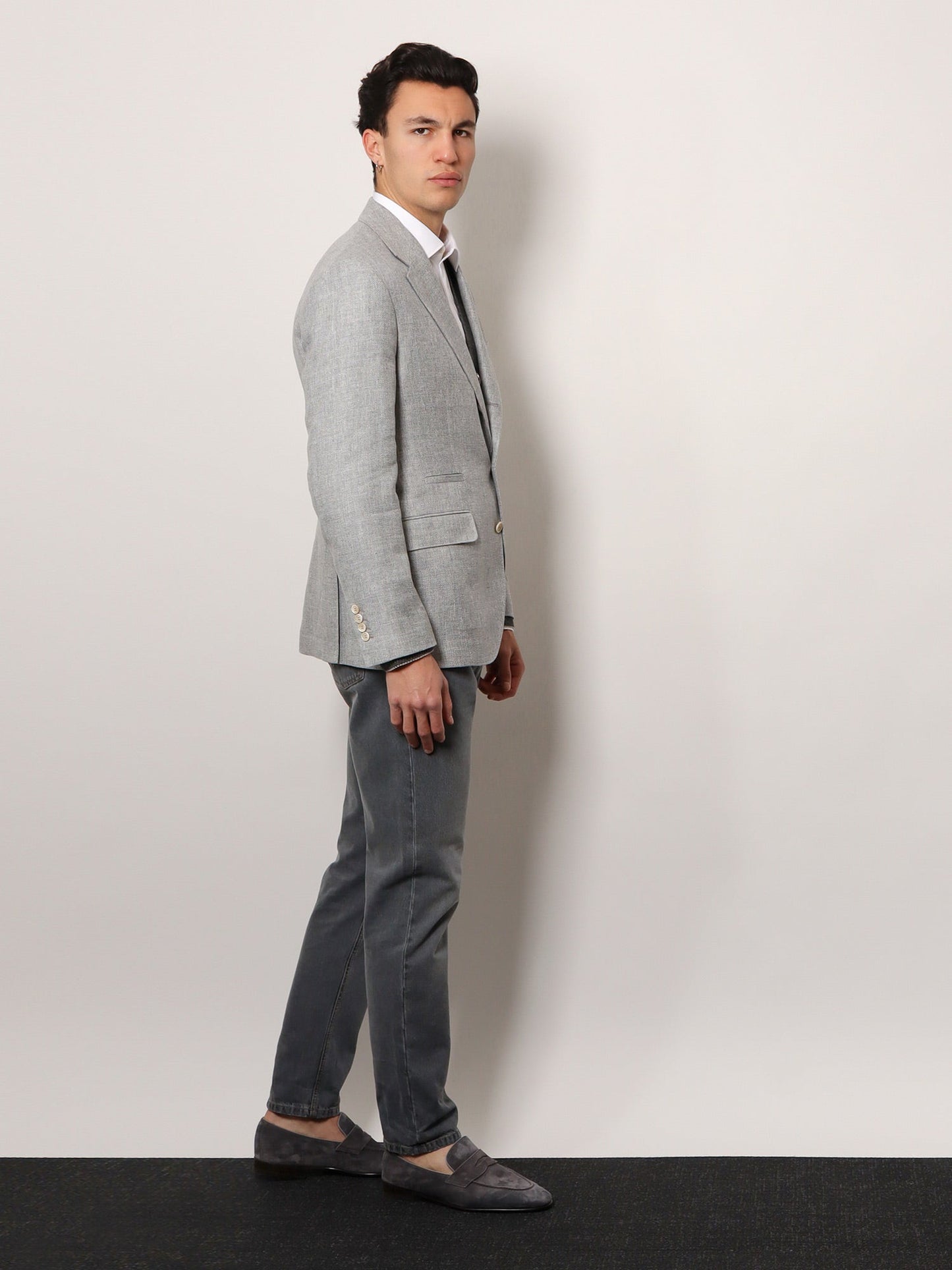 brunello-cucinelli-single-breasted-linen-blend-blazer