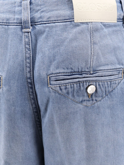 closed-wide-leg-jurdy-jeans