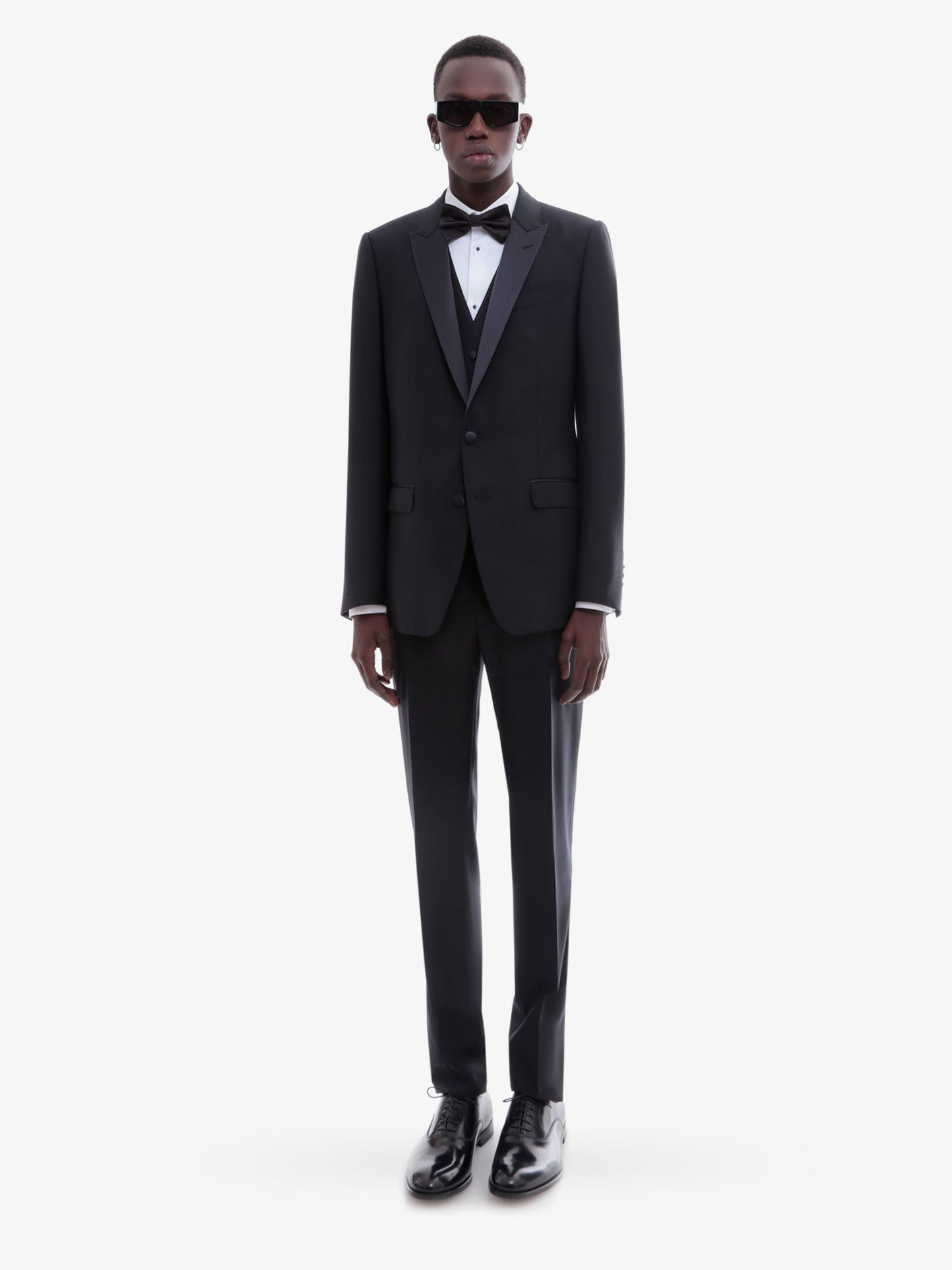 dolce-&-gabbana-cotton-shirt-with-frontal-plastron