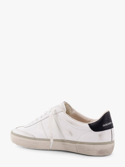 golden-goose-deluxe-brand-leather-low-top-soul-star-sneakers-with-used-effect