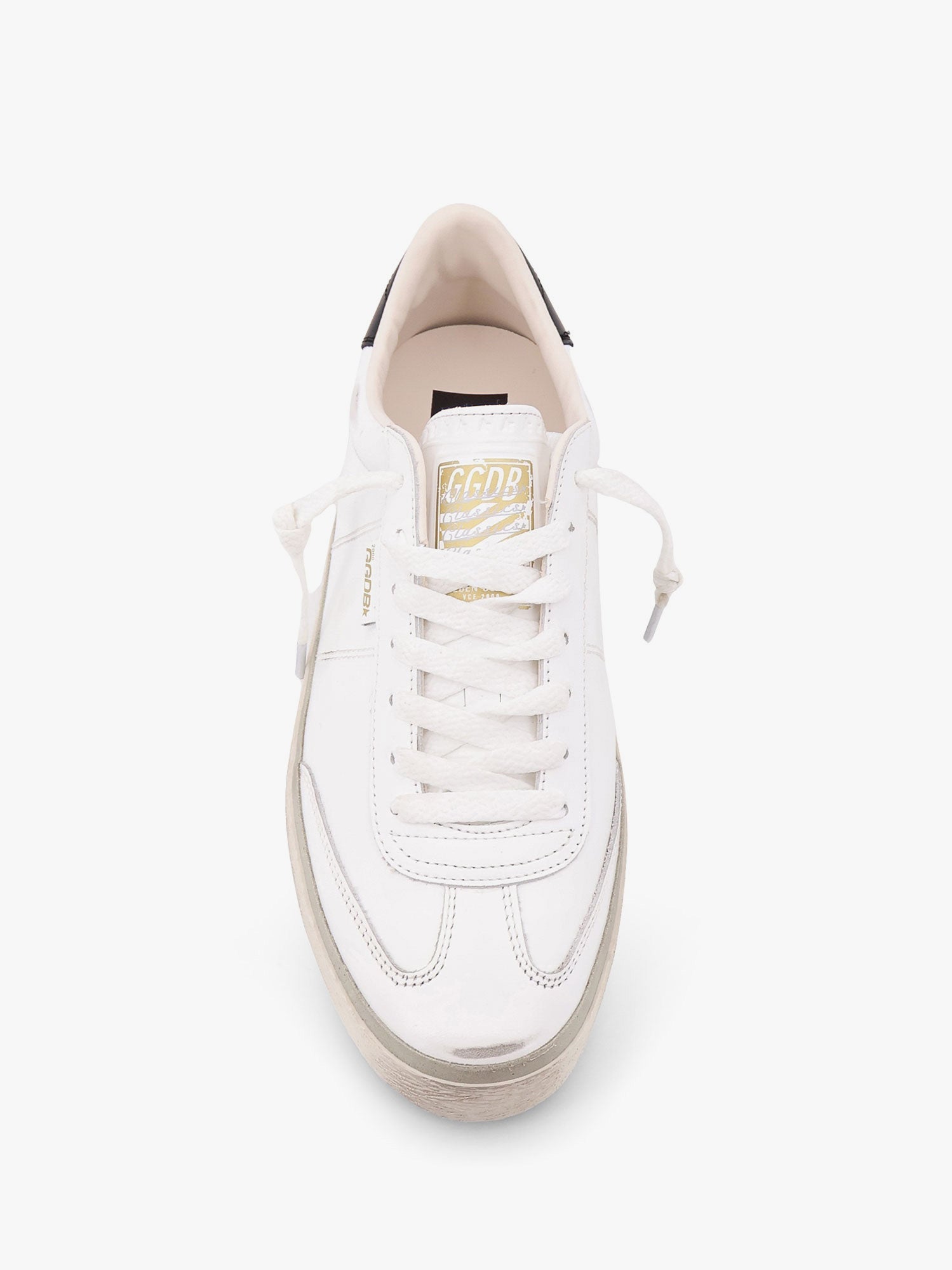 golden-goose-deluxe-brand-leather-low-top-soul-star-sneakers-with-used-effect