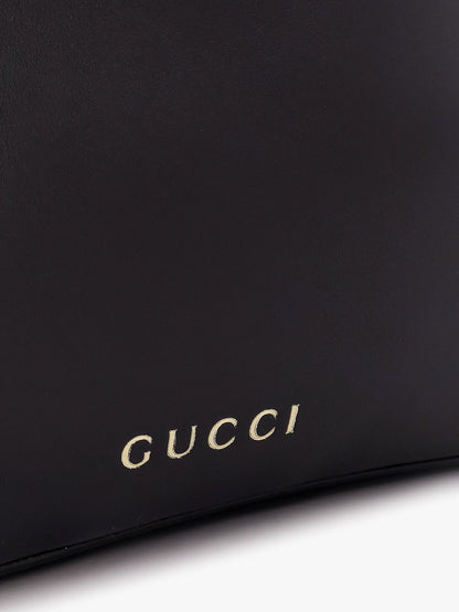 gucci-gg-emblem-leather-shoulder-bag-with-frontal-logo