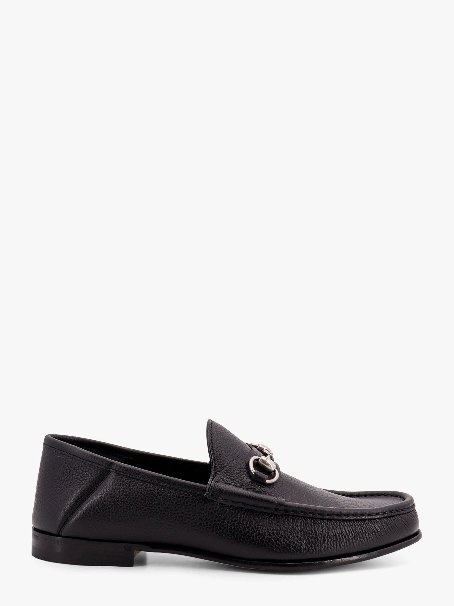 gucci-leather-loafer-with-iconic-horsebit