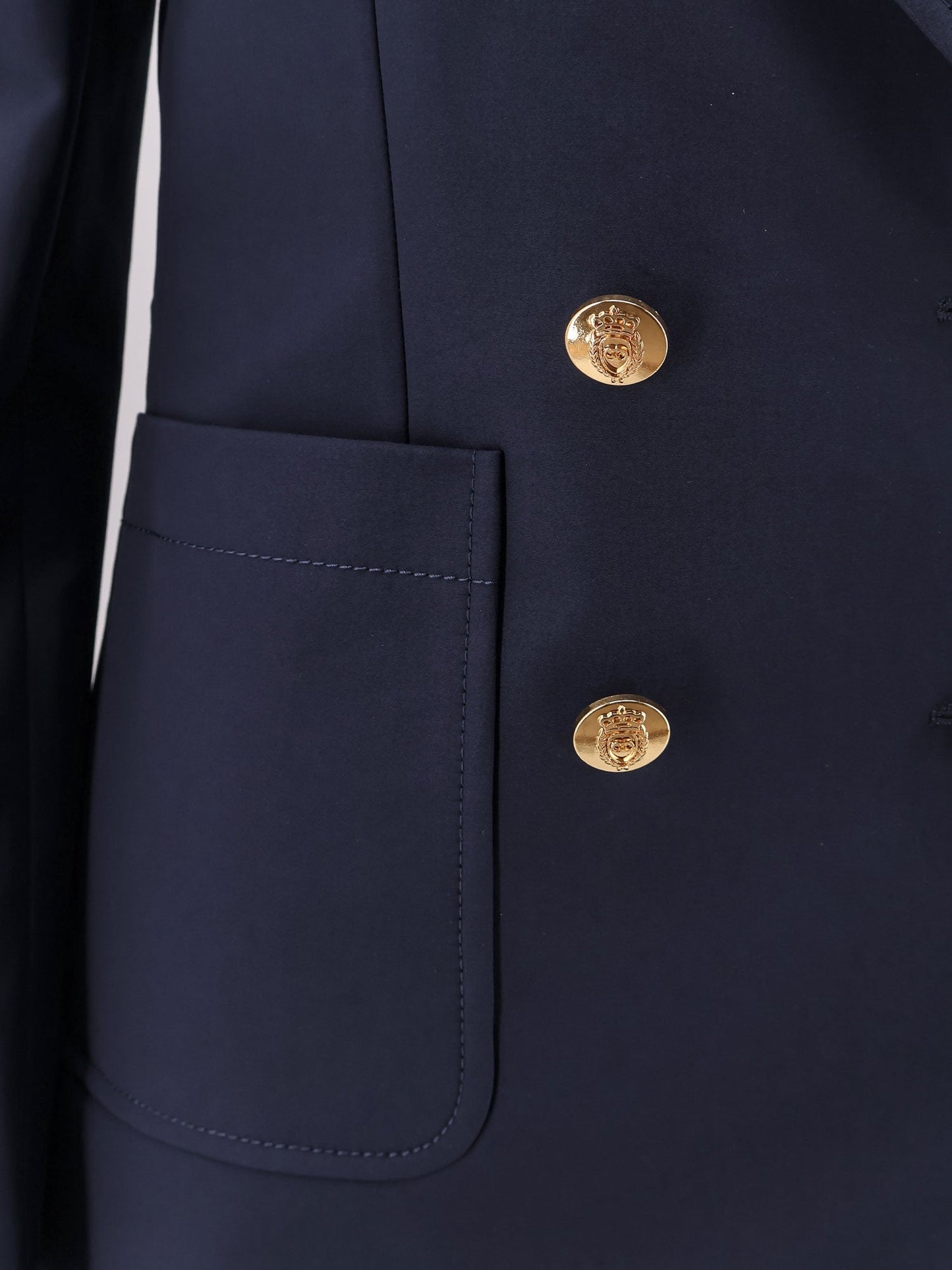 gucci-cotton-blazer-with-iconic-gucci-crest-buttons
