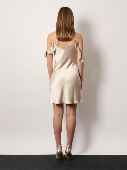 self-portrait-satin-mini-dress-with-floral-etails