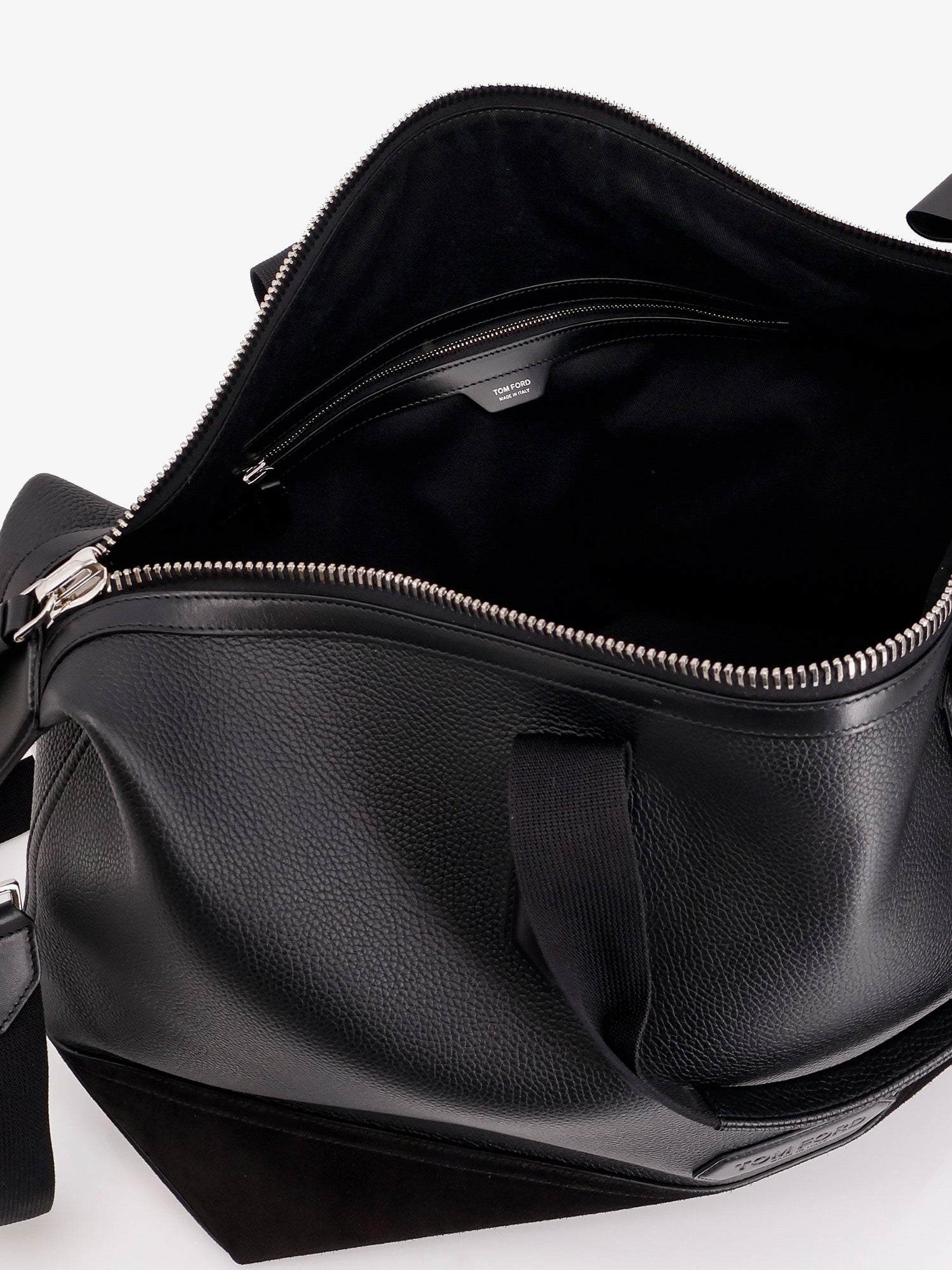 tom-ford-leather-duffle-bag-with-suede-inserts-and-logo-patch