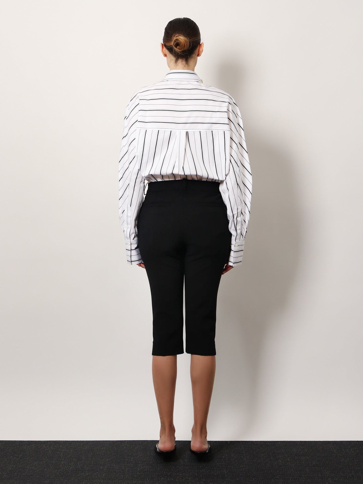 toteme-organic-cotton-shirt-with-striped-motif