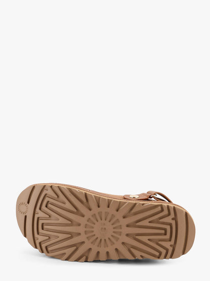 ugg-goldenstar-villa-leather-sabot