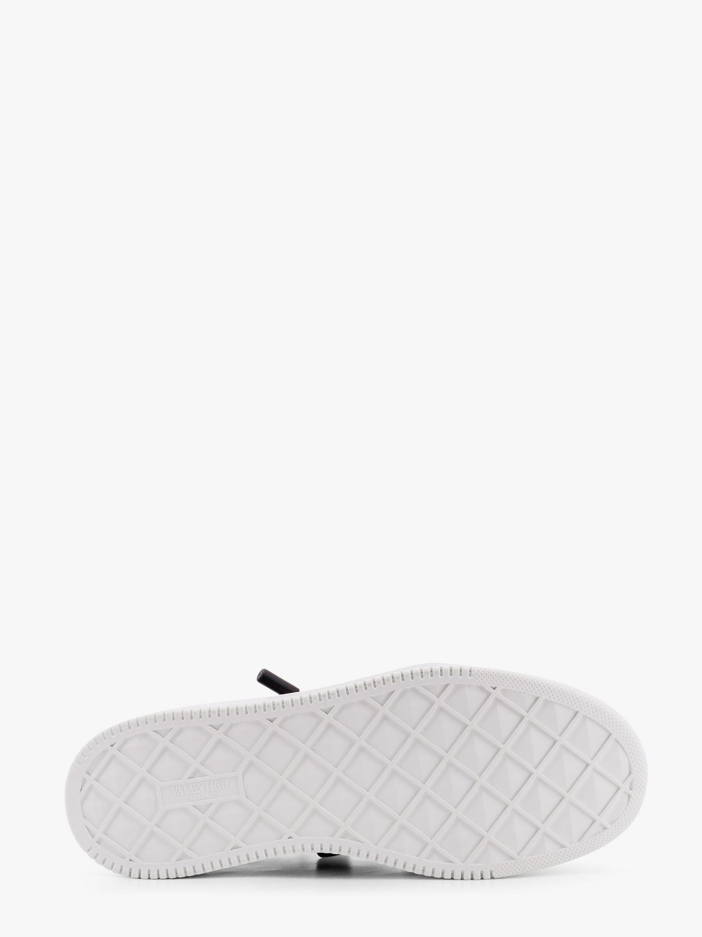 valentino-garavani-one-stud-valentino-garavani-leather-sneakers