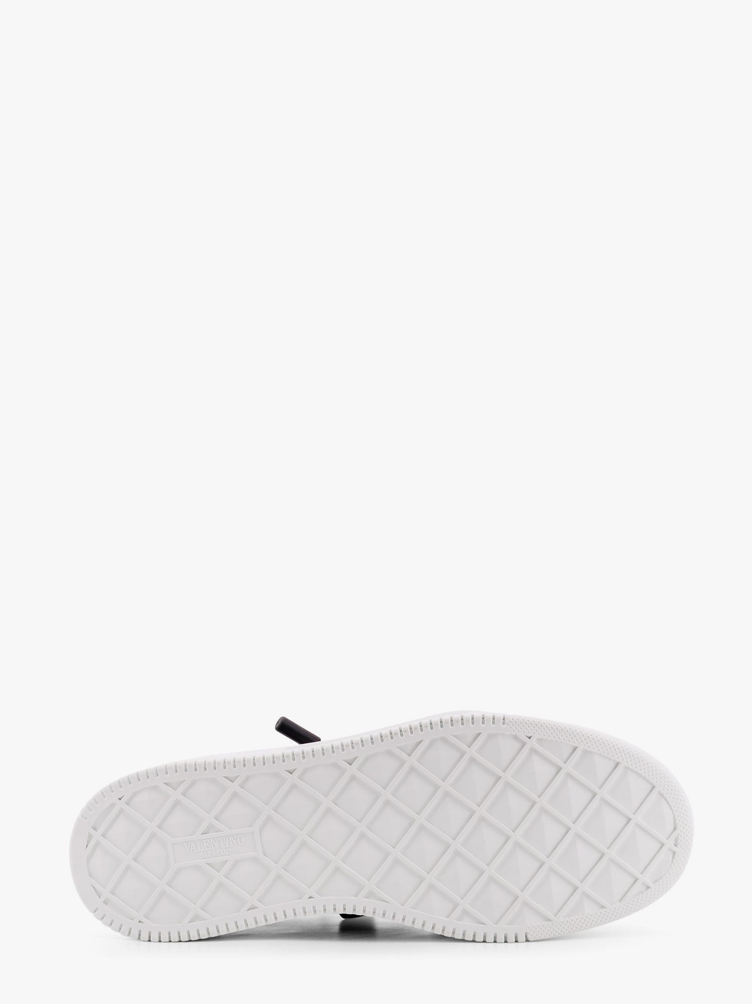 valentino-garavani-one-stud-valentino-garavani-leather-sneakers
