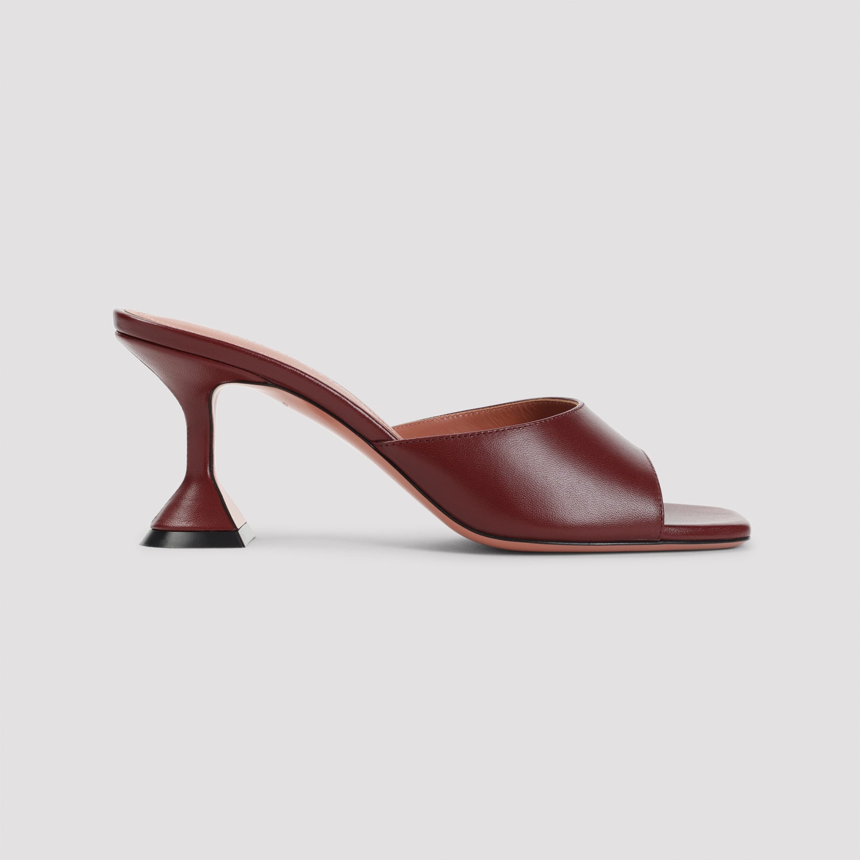 lupita 70 slipper-image-3