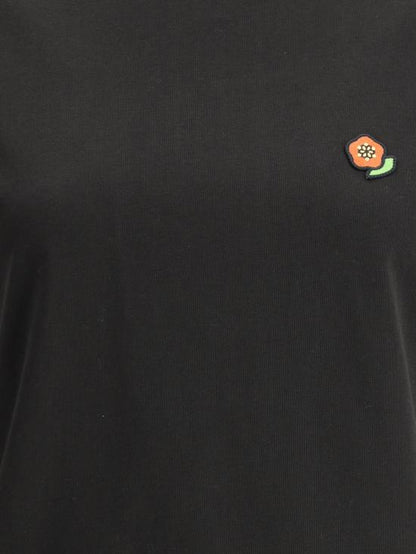 Short -sleeved t -shirt