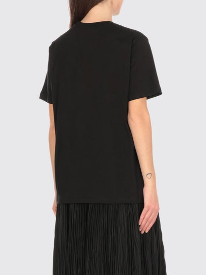 Short -sleeved t -shirt