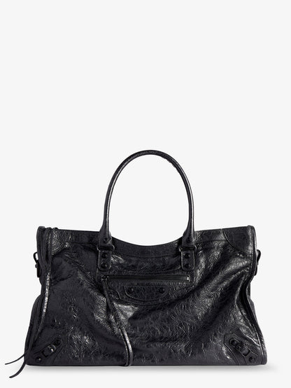 Le City Bag L leather shoulder strap with metal details