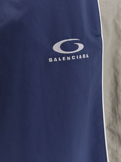 Sporty nylon trousers