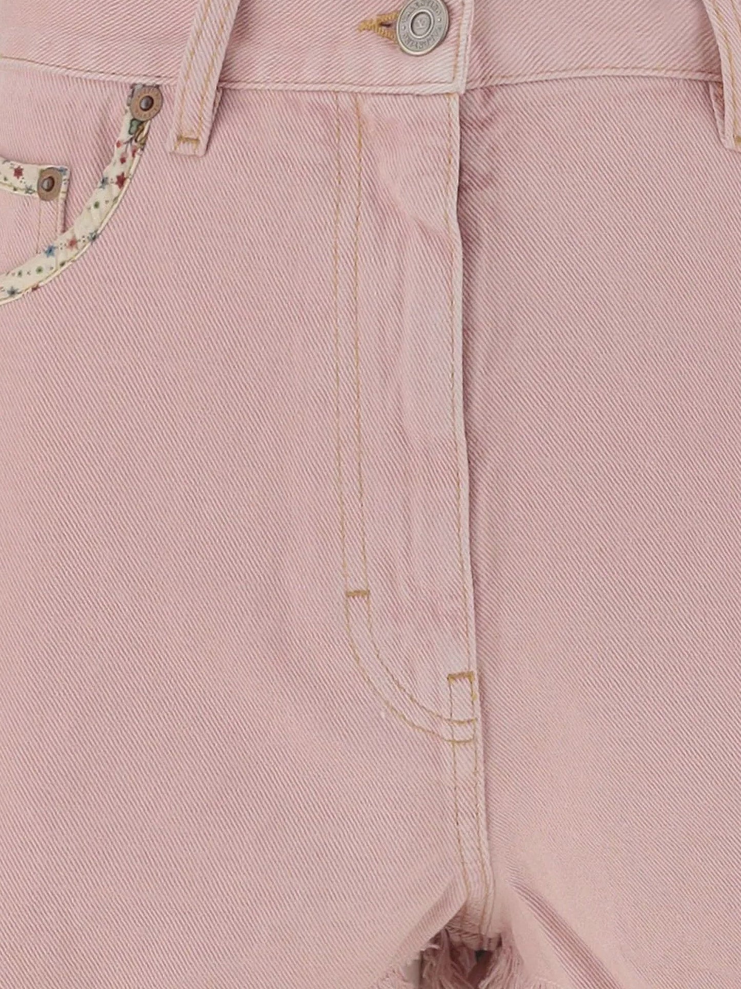 Denim shorts with frayed edges