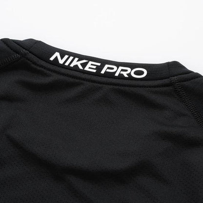 Long -sleeved t -shirt