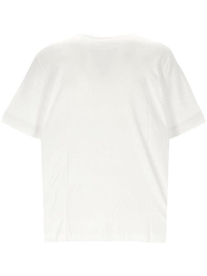 Short -sleeved t -shirt