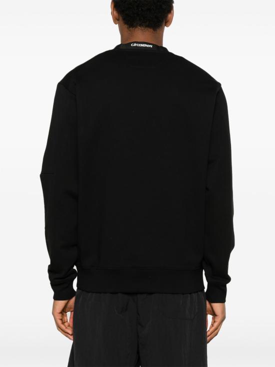 Long -sleeved t -shirt