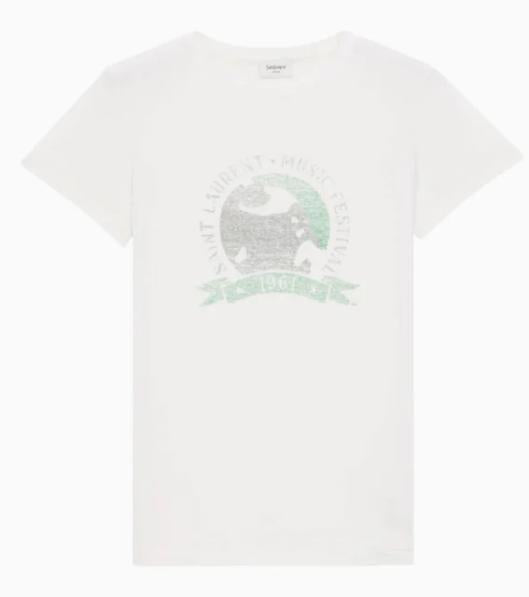 Short -sleeved t -shirt