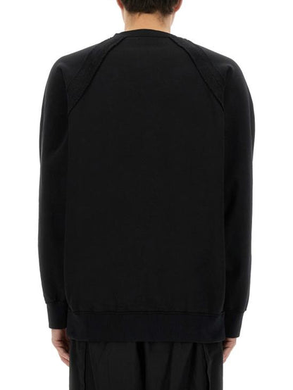 Long -sleeved t -shirt