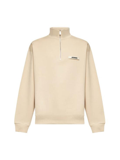Long -sleeved t -shirt