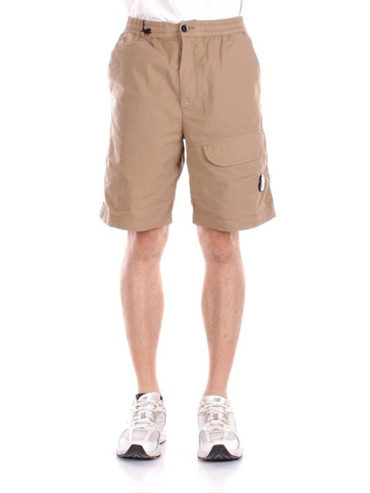 Short pants
