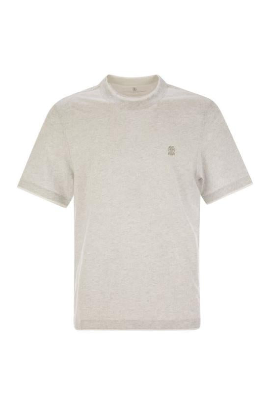 تي شيرت بأكمام قصيرة