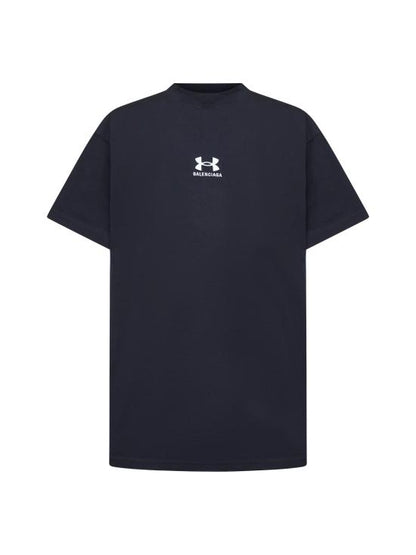 Short -sleeved t -shirt
