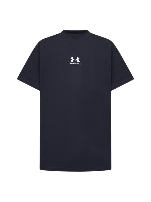 Short -sleeved t -shirt