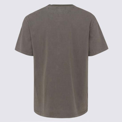 Short -sleeved t -shirt
