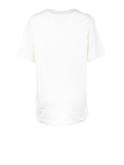 Short -sleeved t -shirt