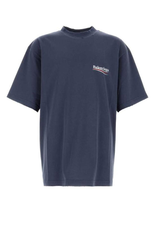 Short -sleeved t -shirt