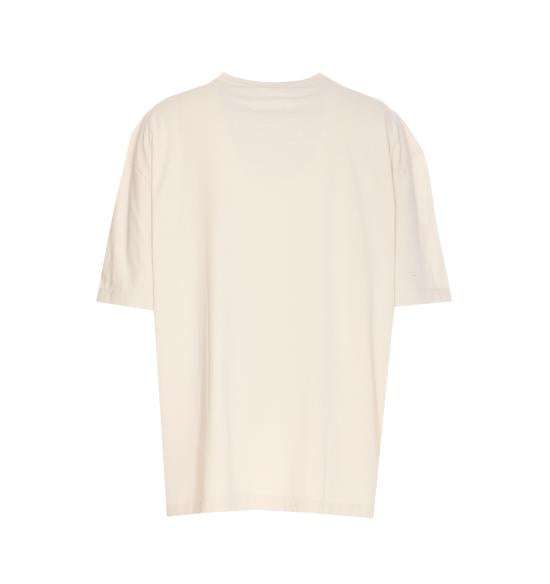 Short -sleeved t -shirt