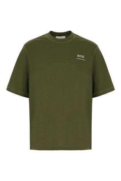 Short-sleeved t-shirt