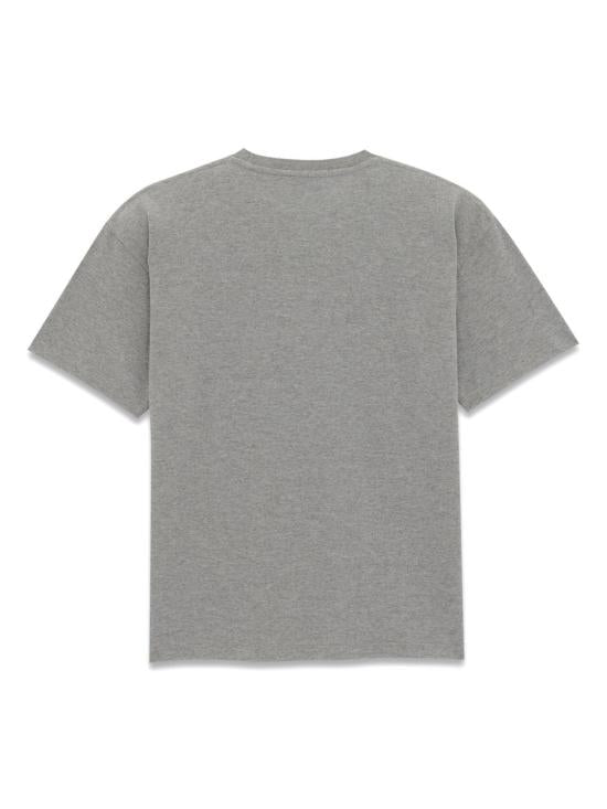 Short -sleeved t -shirt