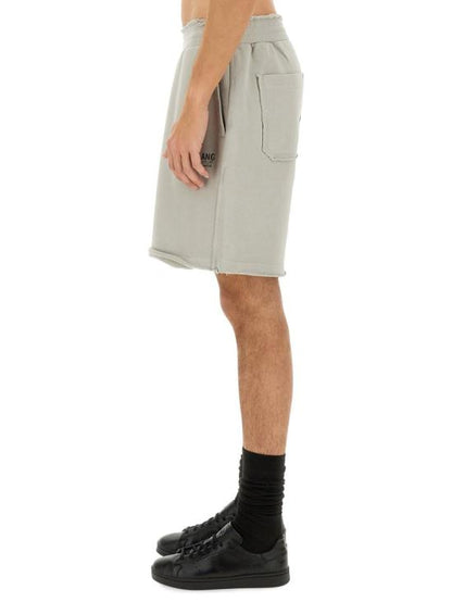 Short pants