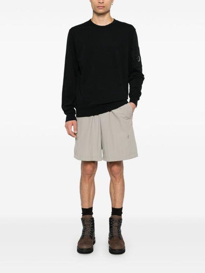 Long -sleeved t -shirt
