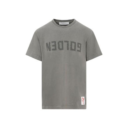 Short -sleeved t -shirt