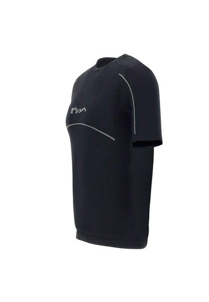 Short -sleeved t -shirt
