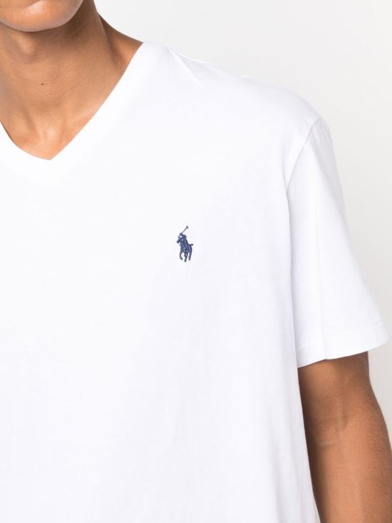 تي شيرت بأكمام قصيرة