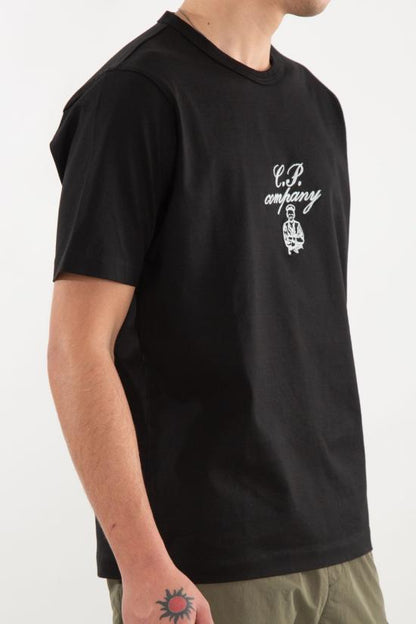 Short -sleeved t -shirt