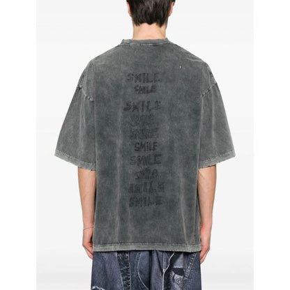 Short -sleeved t -shirt