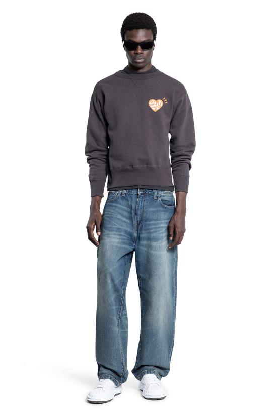Long -sleeved t -shirt