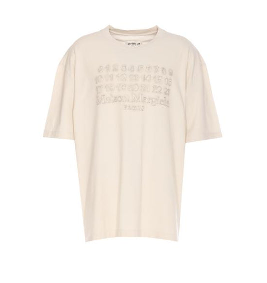Short -sleeved t -shirt