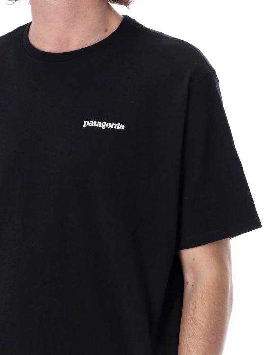 Short -sleeved t -shirt