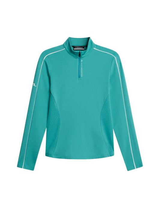 Long -sleeved t -shirt