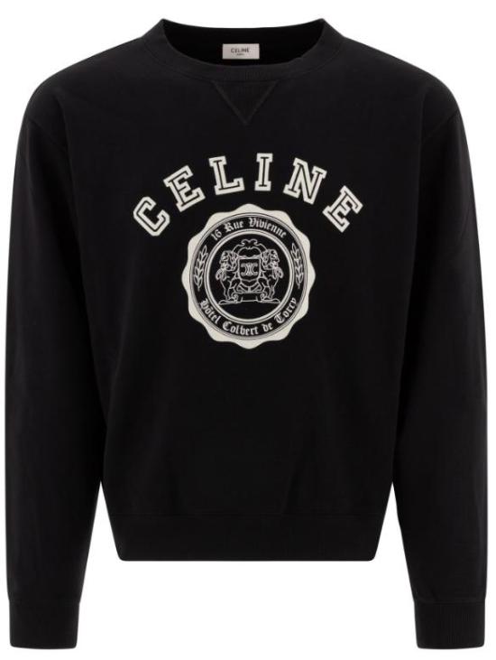 قميص بأكمام طويلة